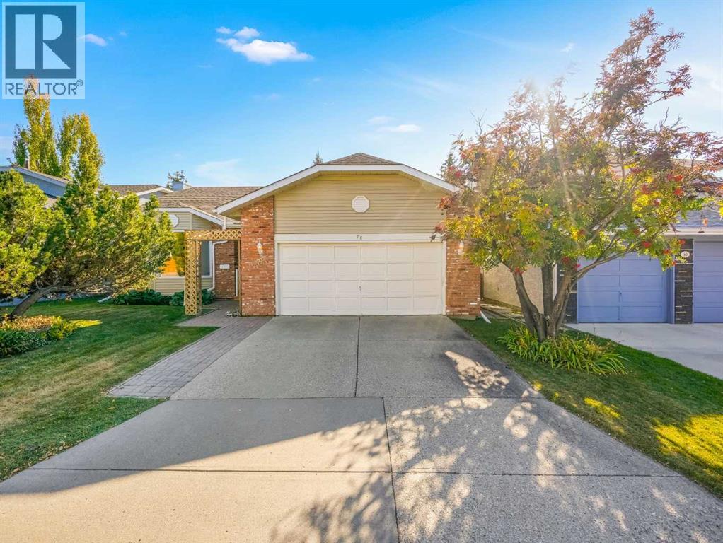 76 Wood Valley Rise Sw, Calgary, Alberta  T2W 5S5 - Photo 2 - A2253607
