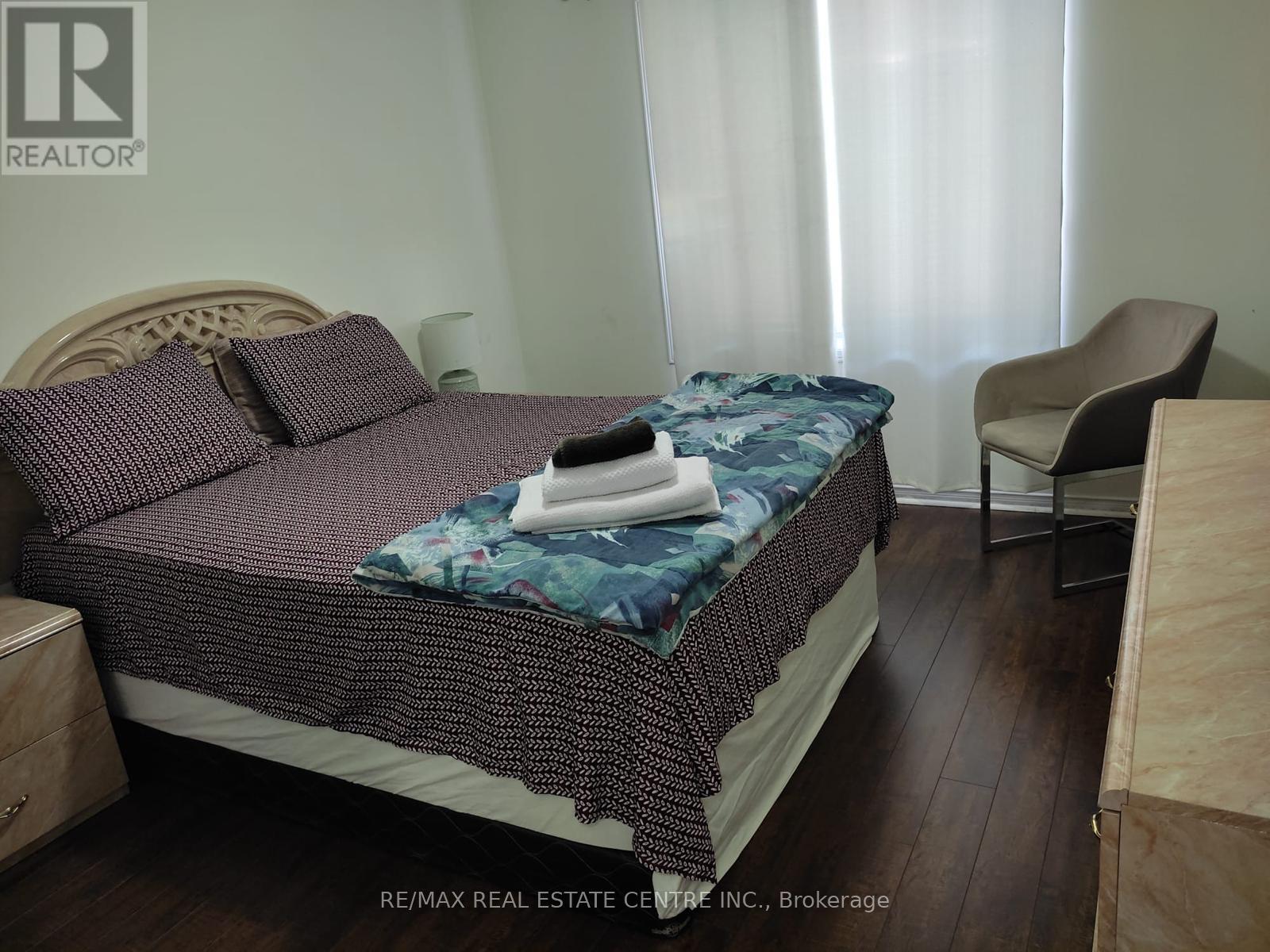 9 - 47 Hays Boulevard, Oakville, Ontario L6H 0J1 - Photo 10 - W12587880