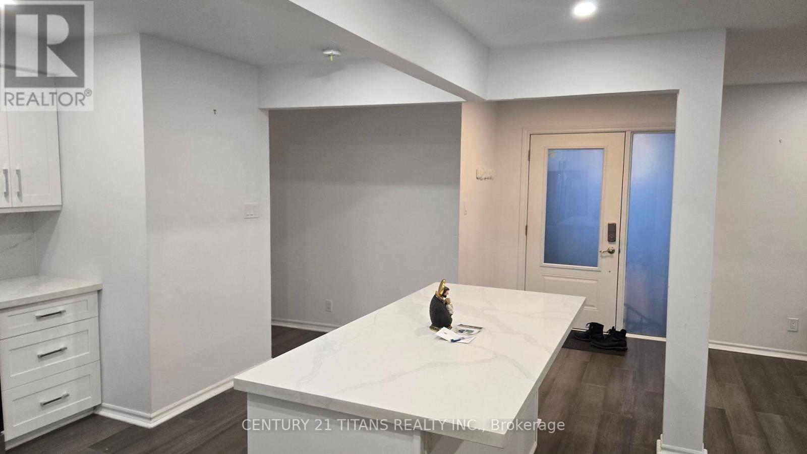 Main - 55 Bishop Avenue, Toronto, Ontario  M2M 1Z5 - Photo 7 - C12596154