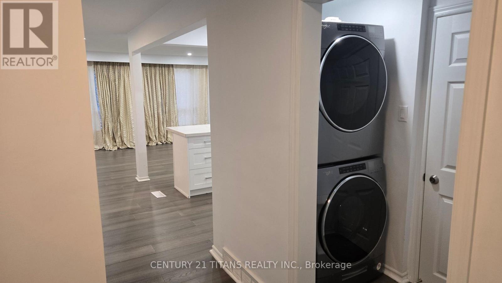 Main - 55 Bishop Avenue, Toronto, Ontario  M2M 1Z5 - Photo 9 - C12596154