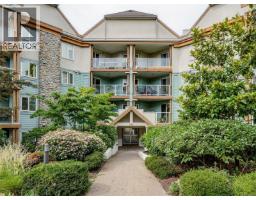 104 494 Marsett Pl Park Royal Place, Saanich, Ca