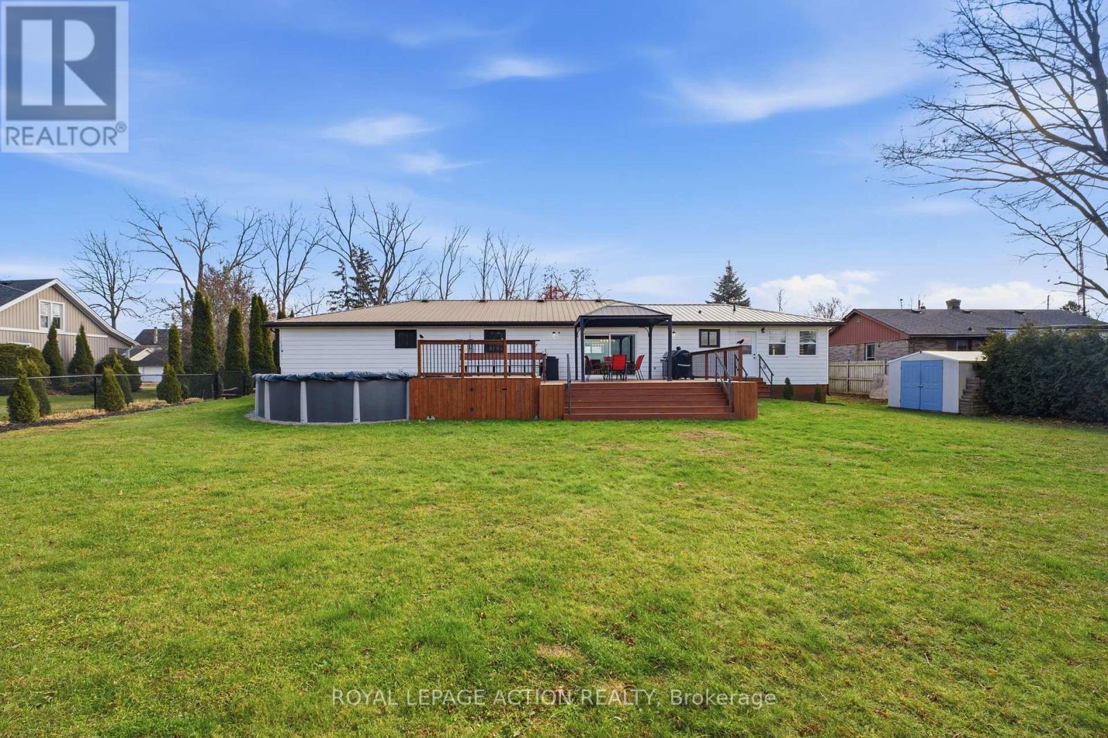 33 Dufferin Street, Brant, Ontario  N0E 1A0 - Photo 38 - X12579584