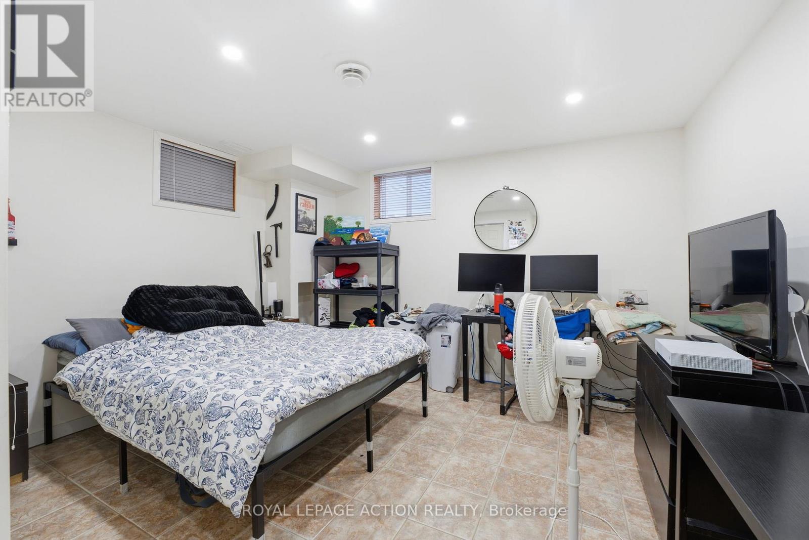 33 Dufferin Street, Brant, Ontario  N0E 1A0 - Photo 30 - X12579584