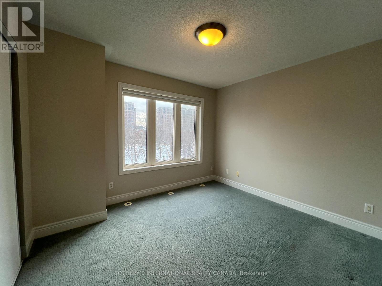 70 Suncrest Boulevard, Markham, Ontario  L3T 7Y1 - Photo 11 - N12596166