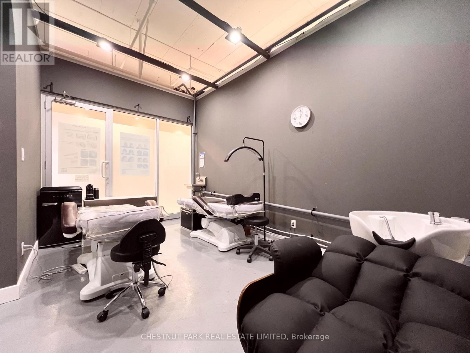 208 - 7181 Yonge Street, Markham, Ontario L3T 0C7 - Photo 4 - N12596190