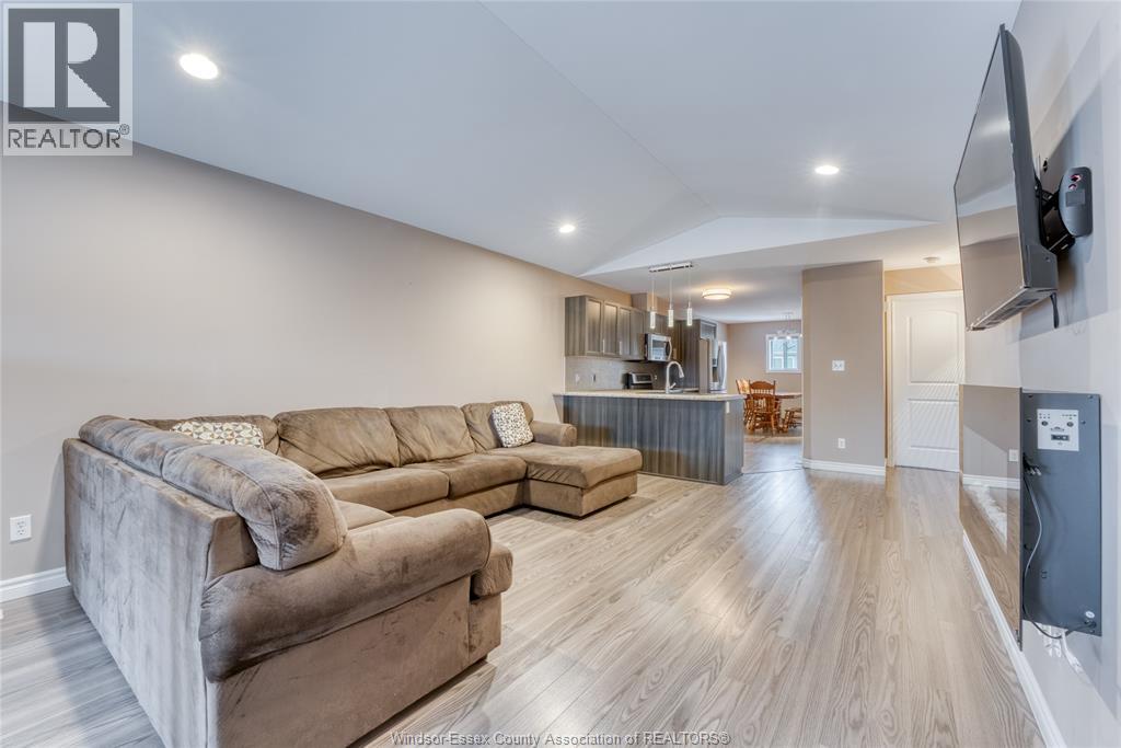 3181 Seville Avenue, Windsor, Ontario  N8N 0A4 - Photo 8 - 25030863