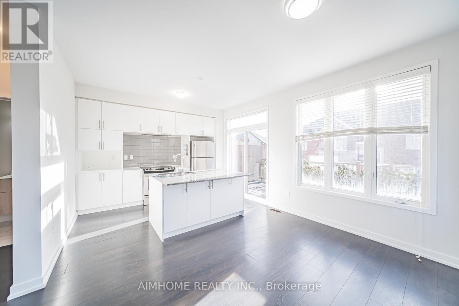 220 Beaveridge Avenue, Oakville, Ontario  L6H 7C3 - Photo 12 - W12596152