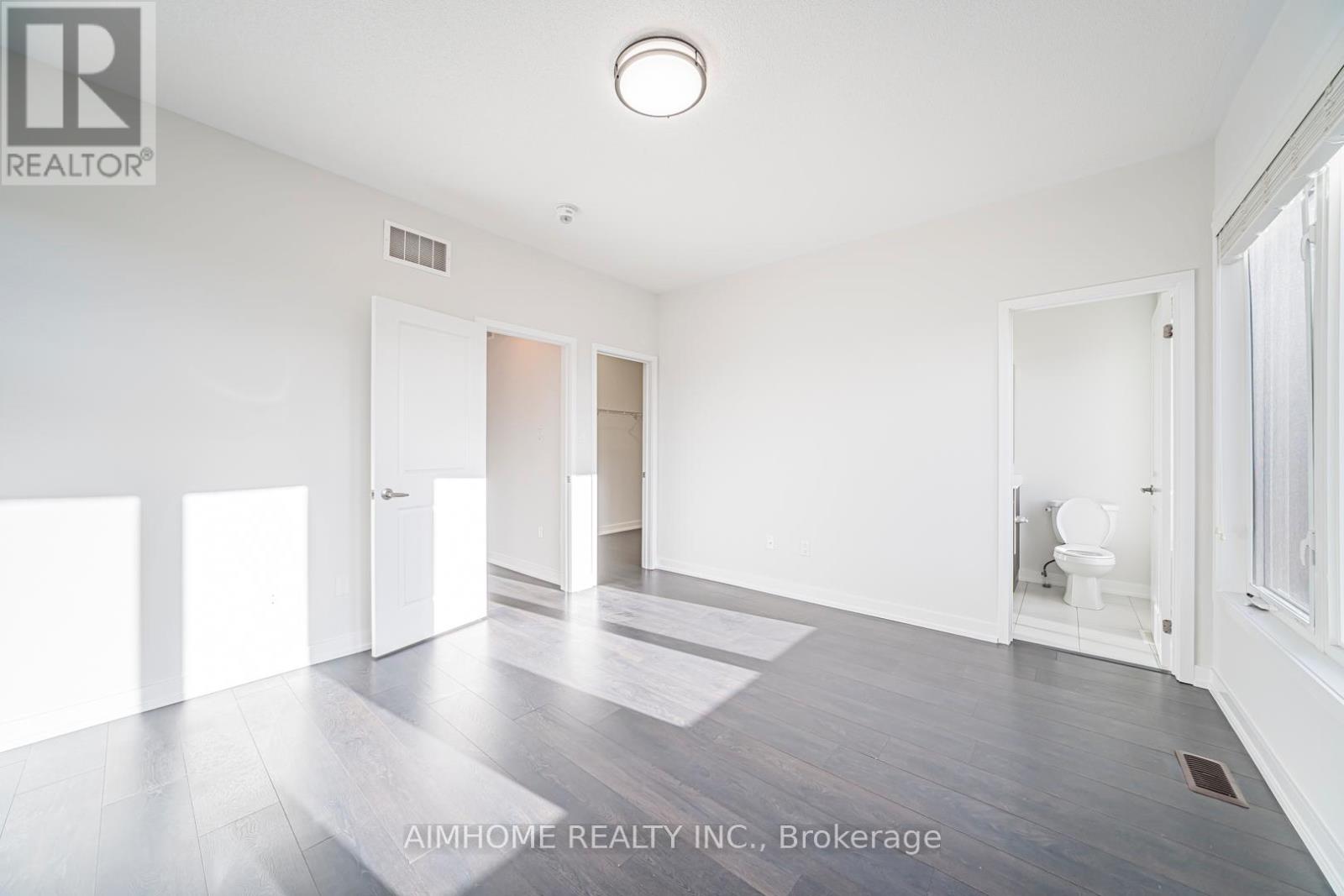 220 Beaveridge Avenue, Oakville, Ontario  L6H 7C3 - Photo 35 - W12596152