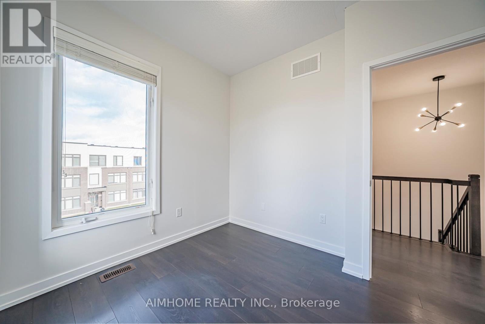 220 Beaveridge Avenue, Oakville, Ontario  L6H 7C3 - Photo 39 - W12596152