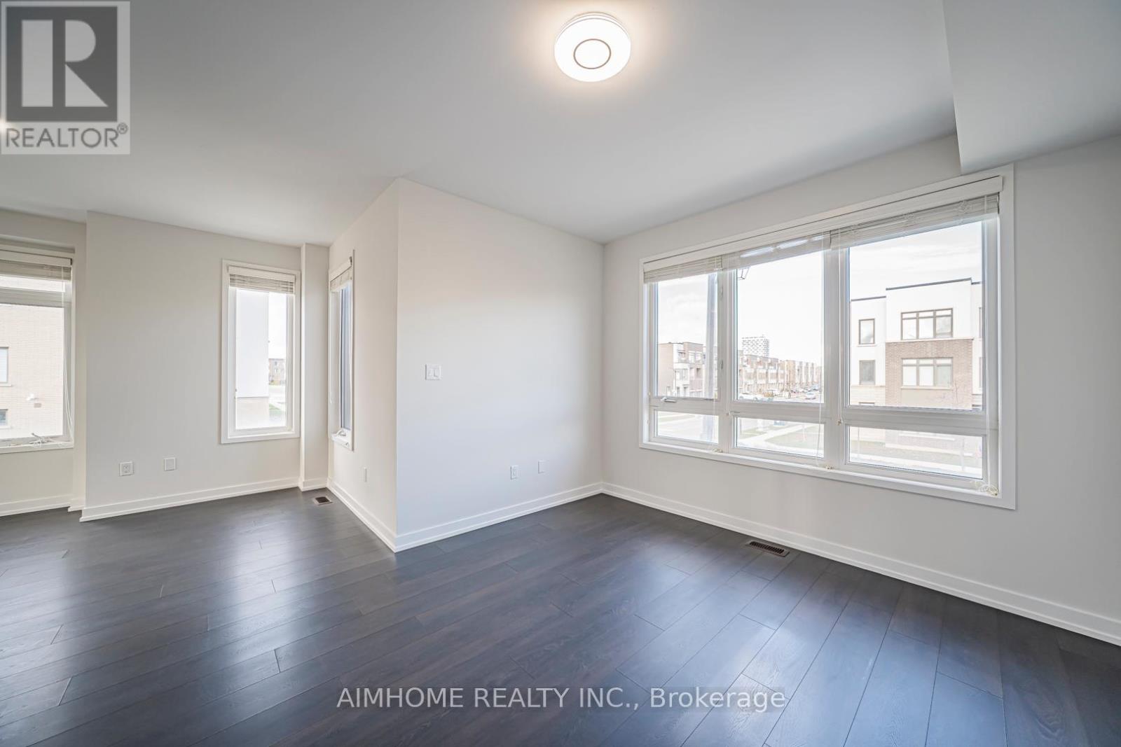 220 Beaveridge Avenue, Oakville, Ontario  L6H 7C3 - Photo 7 - W12596152