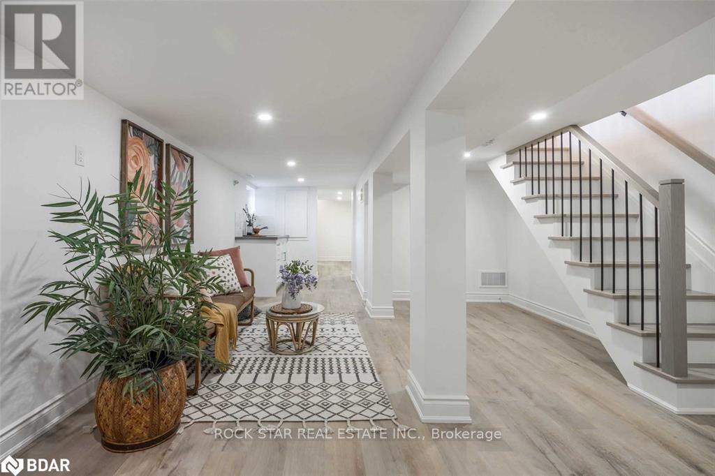 Lower - 1 Edward Street, Hamilton, Ontario  L8L 2V2 - Photo 2 - X12596126