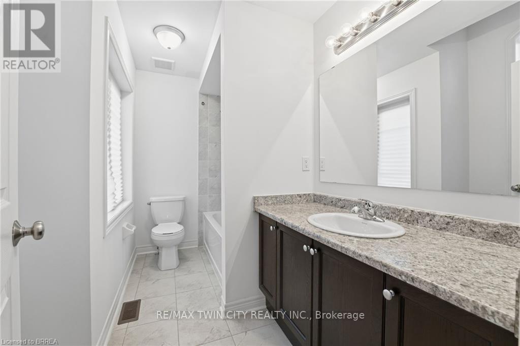 106 Barlow Place, Brant, Ontario  N3L 0G8 - Photo 18 - X12596168