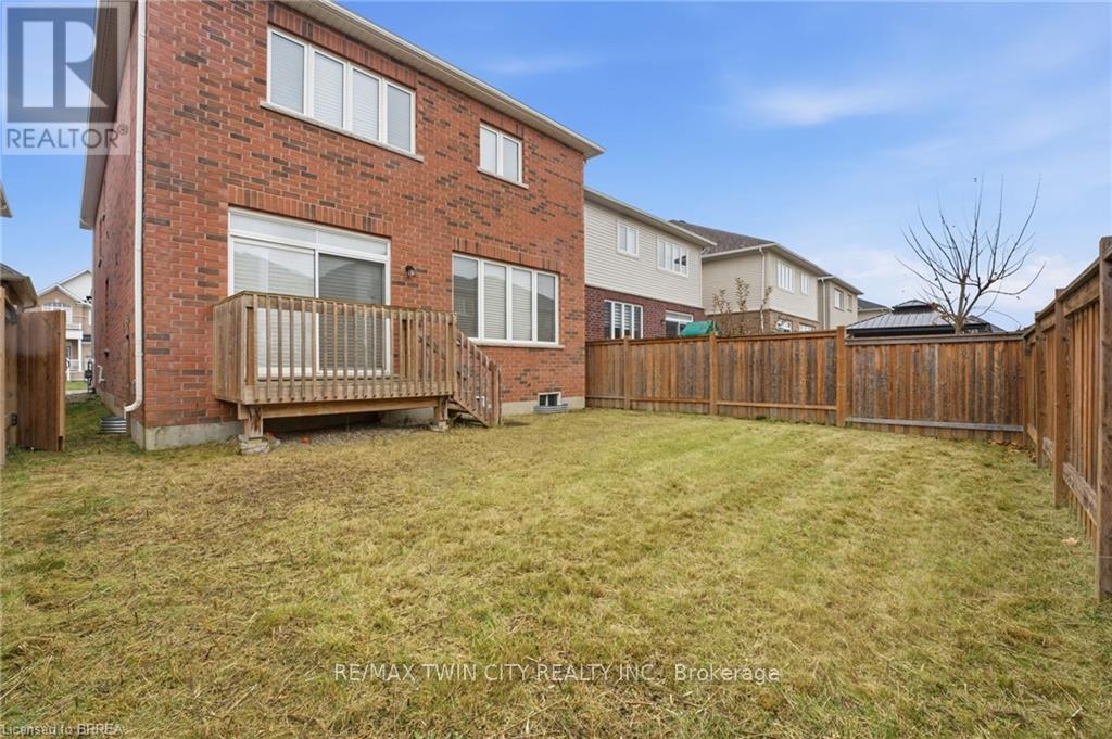 106 Barlow Place, Brant, Ontario  N3L 0G8 - Photo 33 - X12596168