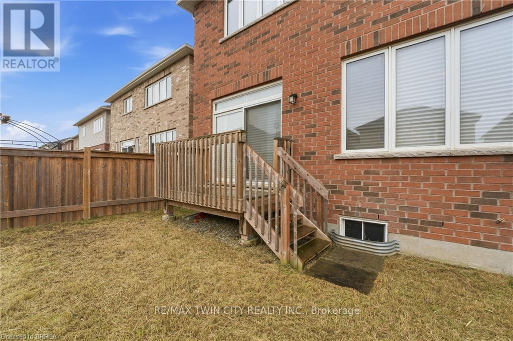 106 Barlow Place, Brant, Ontario  N3L 0G8 - Photo 35 - X12596168