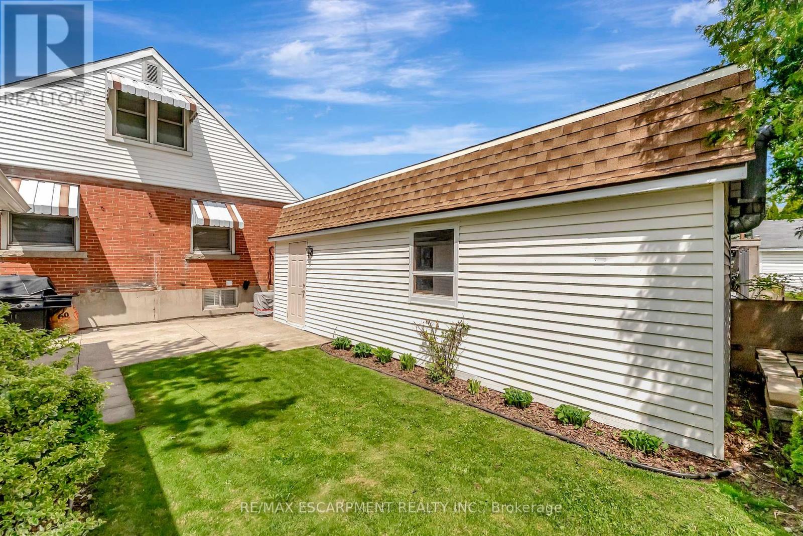 131 East 42nd Street, Hamilton, Ontario  L8T 3A2 - Photo 10 - X12596172