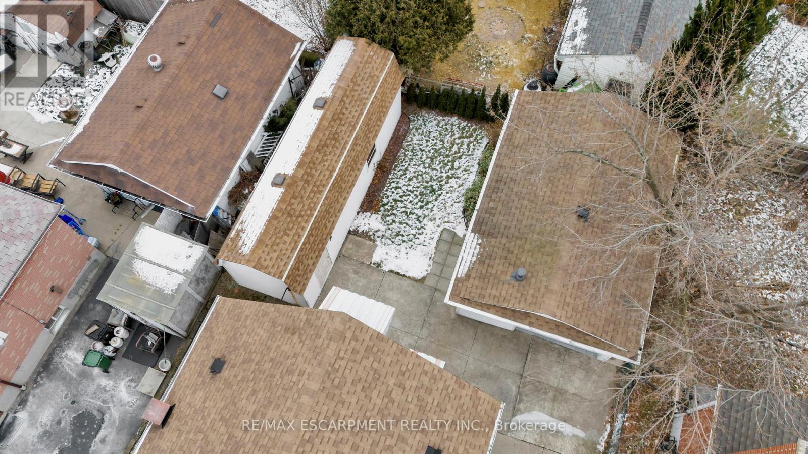 131 East 42nd Street, Hamilton, Ontario  L8T 3A2 - Photo 42 - X12596172