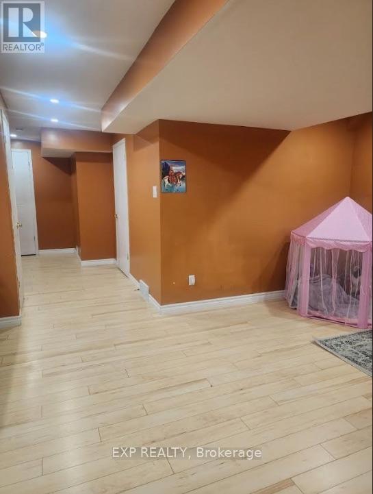 301 Rossmore Court, London South, Ontario  N6C 6B8 - Photo 12 - X12570576