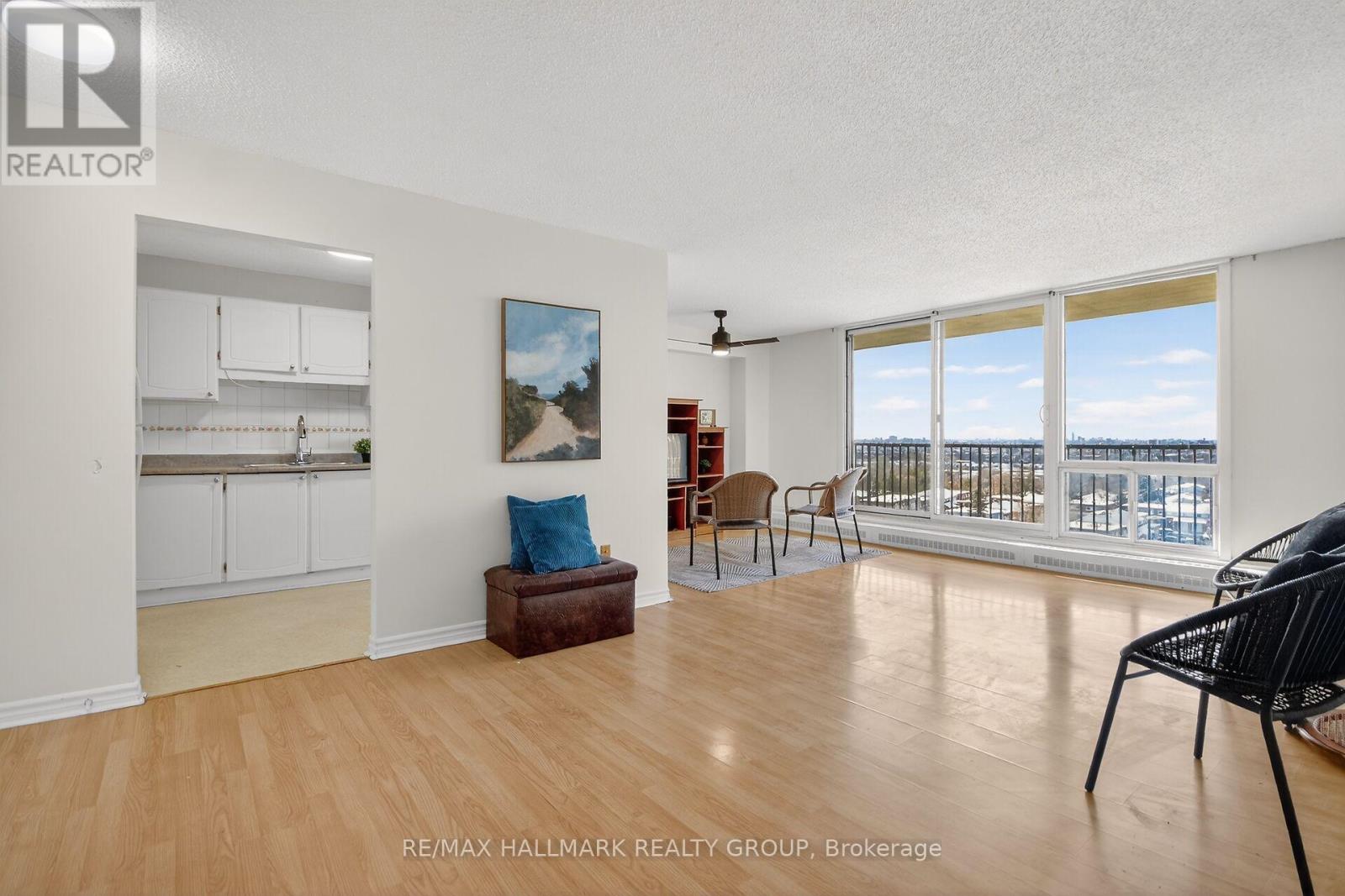 1001 - 665 Bathgate Drive, Ottawa, Ontario  K1K 3Y4 - Photo 10 - X12596232