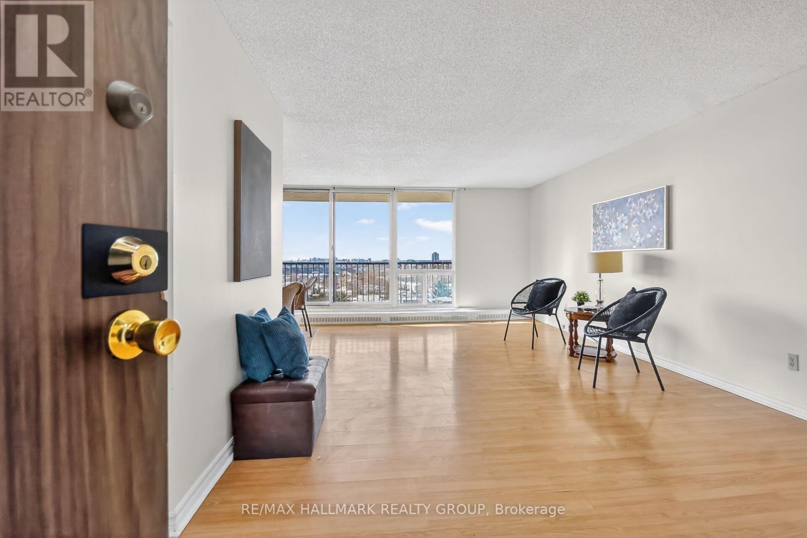 1001 - 665 Bathgate Drive, Ottawa, Ontario  K1K 3Y4 - Photo 13 - X12596232