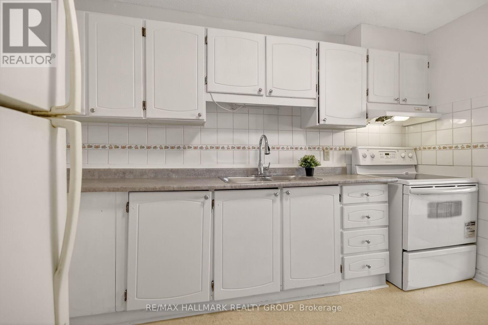 1001 - 665 Bathgate Drive, Ottawa, Ontario  K1K 3Y4 - Photo 29 - X12596232