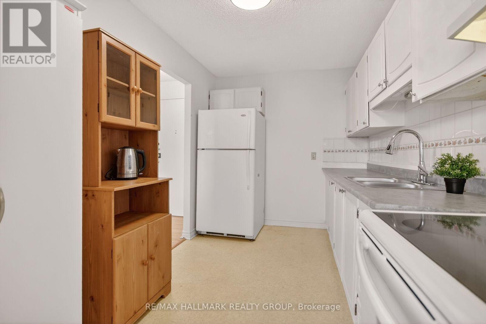 1001 - 665 Bathgate Drive, Ottawa, Ontario  K1K 3Y4 - Photo 30 - X12596232