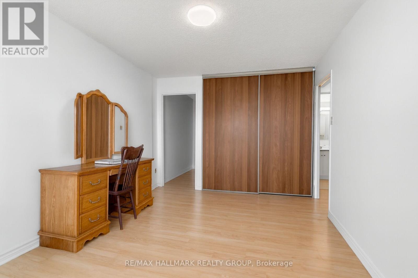 1001 - 665 Bathgate Drive, Ottawa, Ontario  K1K 3Y4 - Photo 33 - X12596232