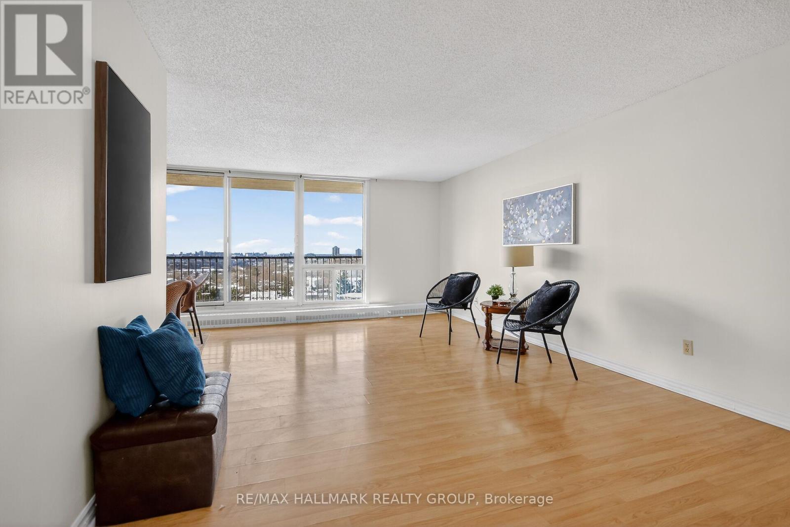 1001 - 665 Bathgate Drive, Ottawa, Ontario  K1K 3Y4 - Photo 7 - X12596232