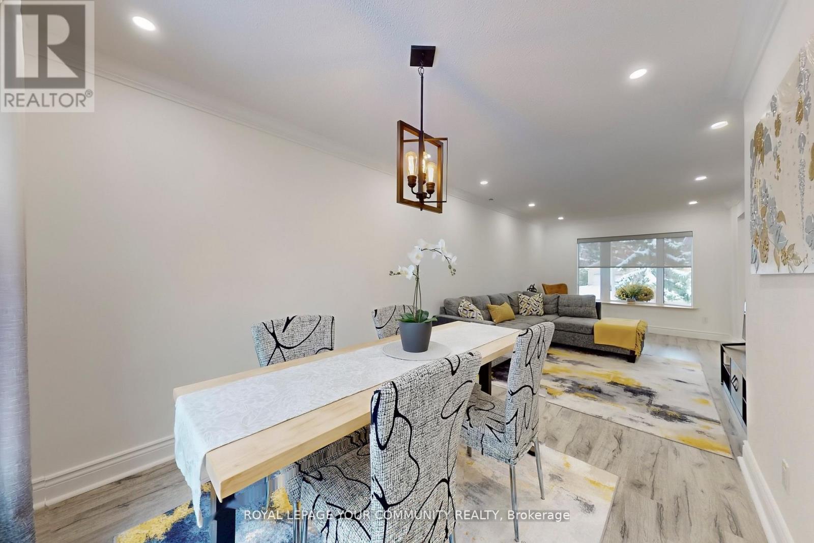 1 Mendys Forest, Aurora, Ontario  L4G 5A4 - Photo 11 - N12594028