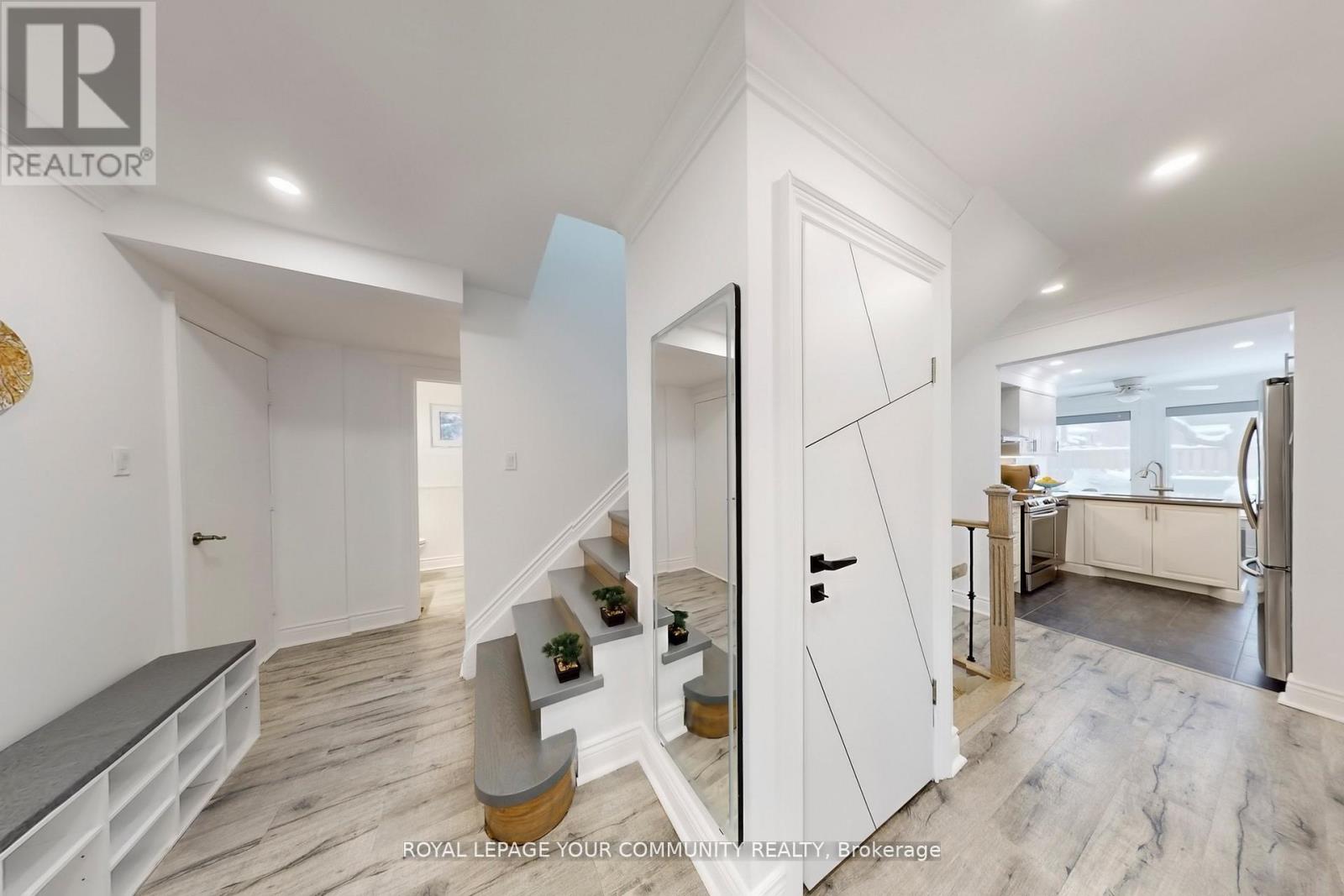 1 Mendys Forest, Aurora, Ontario  L4G 5A4 - Photo 23 - N12594028