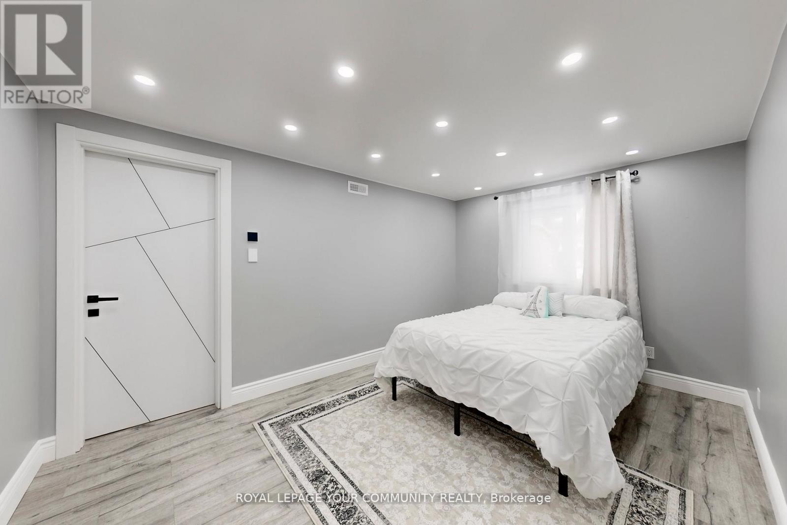 1 Mendys Forest, Aurora, Ontario  L4G 5A4 - Photo 31 - N12594028