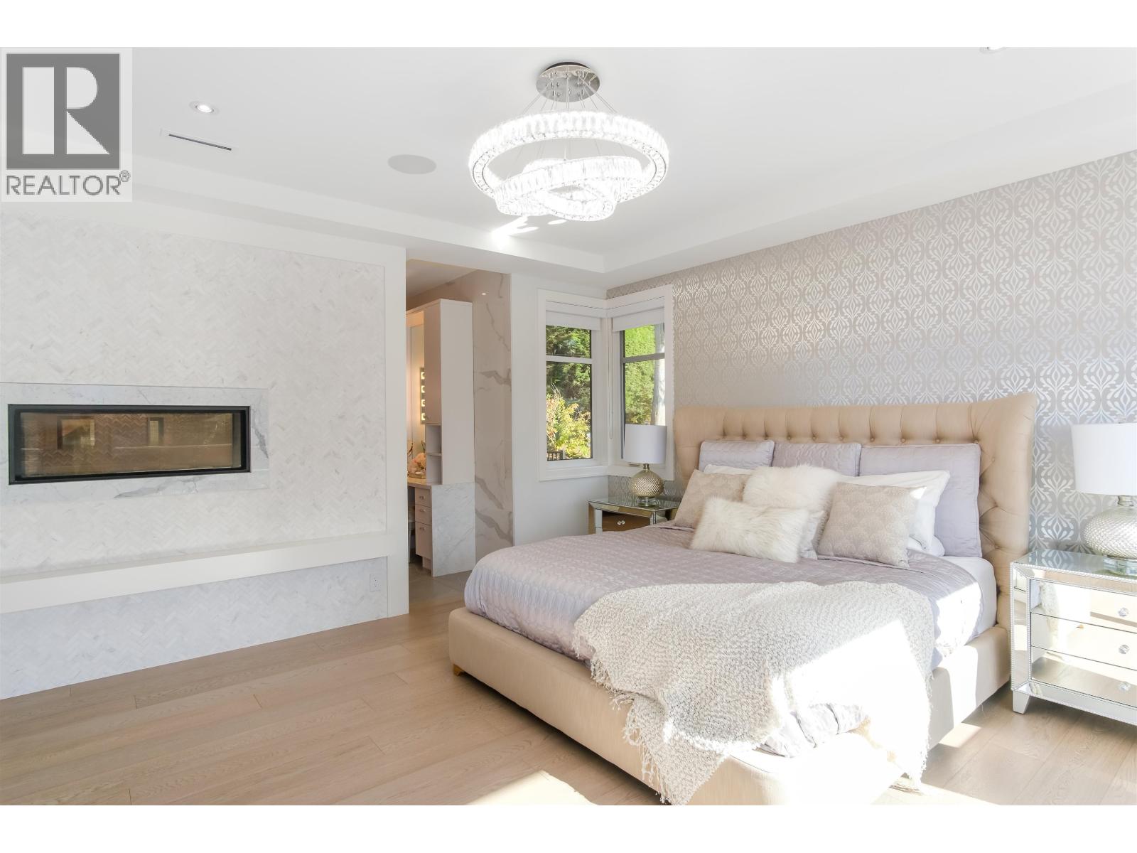 4090 Sunnycrest Drive, North Vancouver, British Columbia  V7R 3E5 - Photo 26 - R3071721