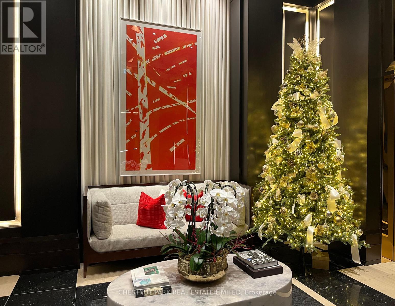 2703 - 200 CUMBERLAND STREET, Toronto, Ontario