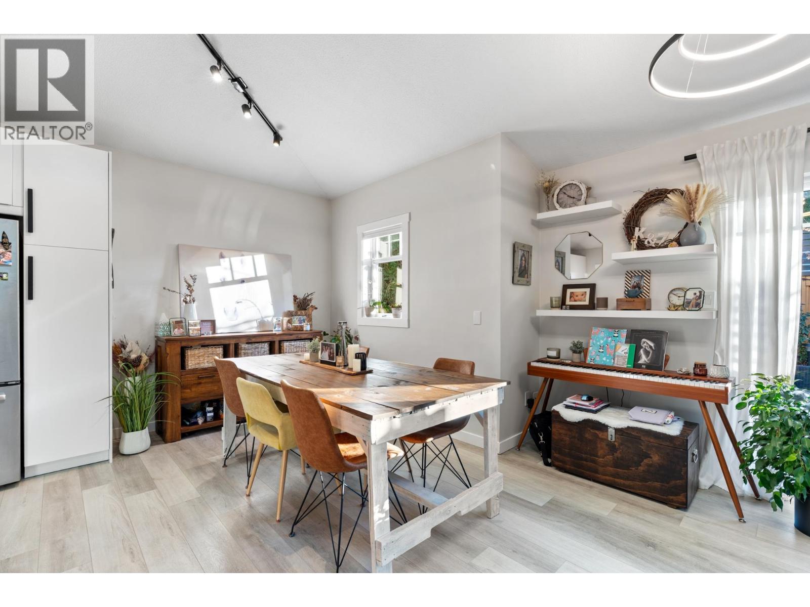 32 1821 Willow Crescent, Squamish, British Columbia  V8B 0L9 - Photo 8 - R3071696