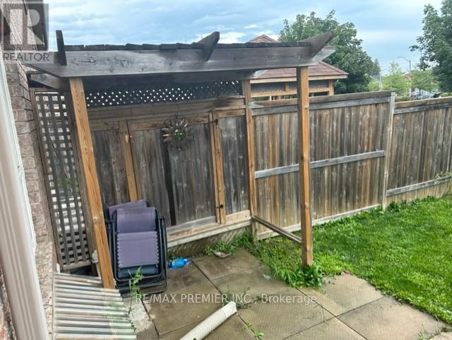 13 Srigley Street, Barrie (Holly), Ontario  L4N 0L9 - Photo 6 - S12596204