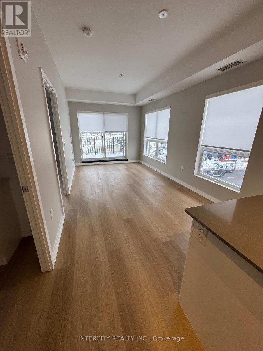 322 - 430 Essa Road, Barrie (Holly), Ontario L4N 9C6 - Photo 10 - S12596206