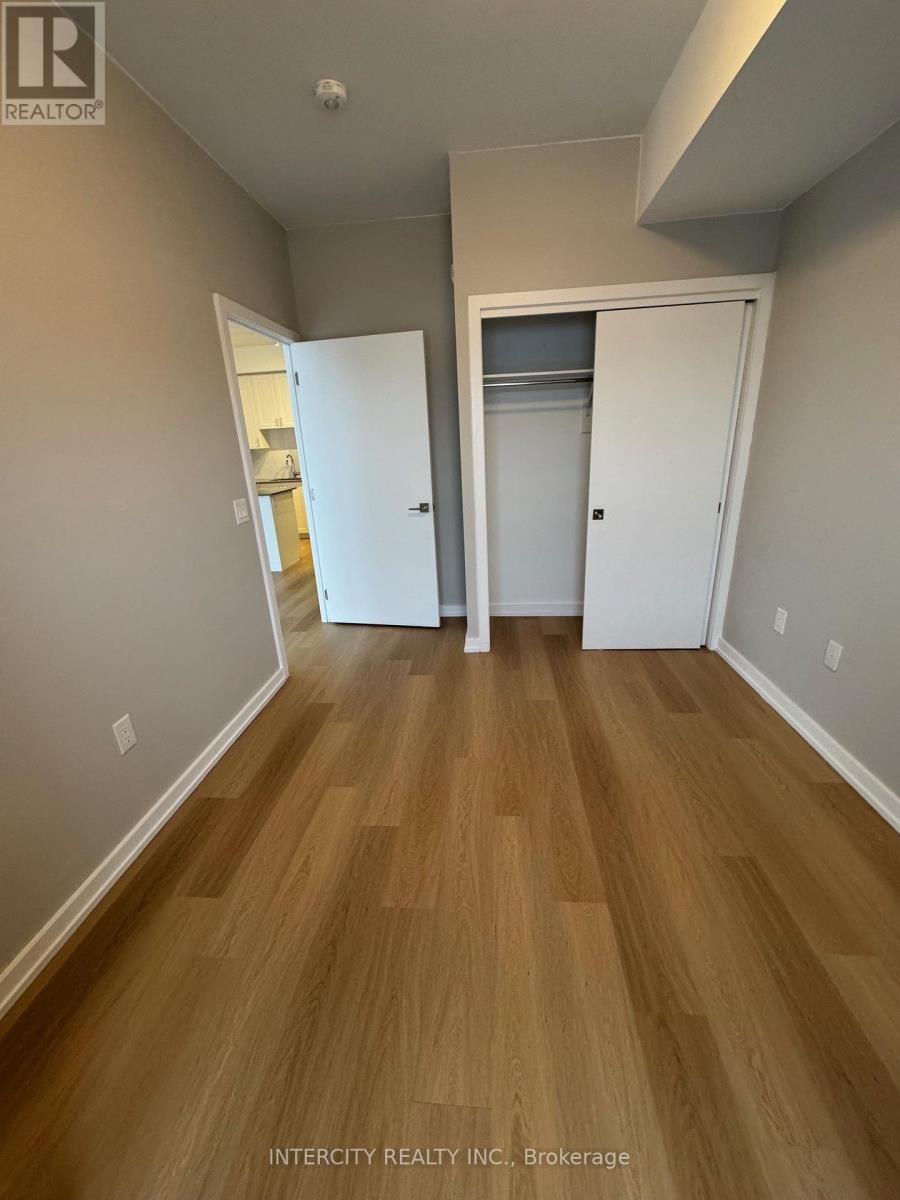 322 - 430 Essa Road, Barrie (Holly), Ontario L4N 9C6 - Photo 13 - S12596206