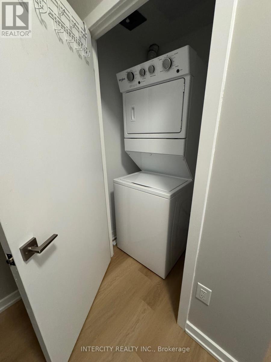 322 - 430 Essa Road, Barrie (Holly), Ontario L4N 9C6 - Photo 9 - S12596206