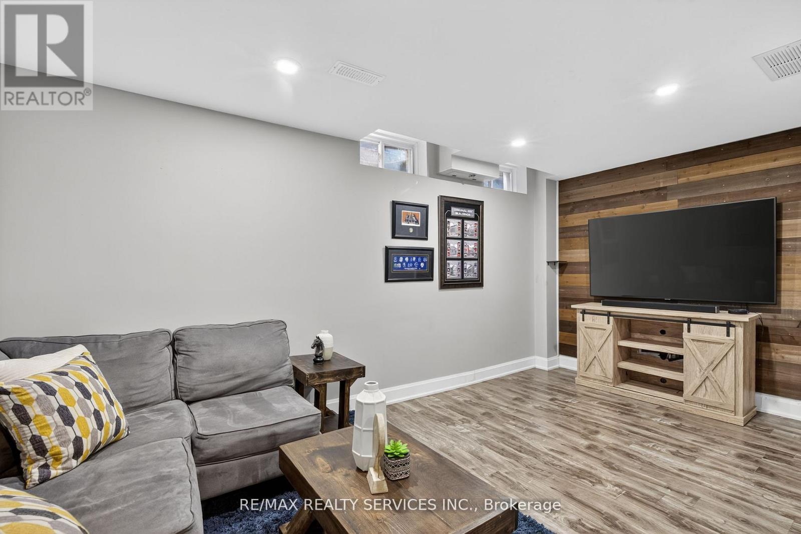 12 Hesketh Court, Caledon, Ontario  L7C 1C6 - Photo 27 - W12596212