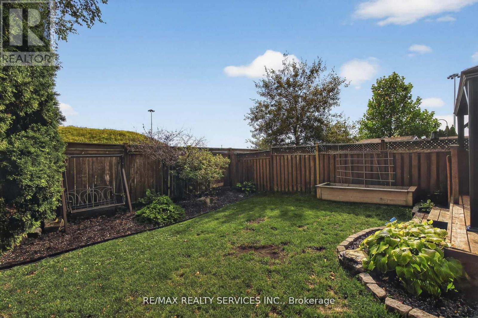 12 Hesketh Court, Caledon, Ontario  L7C 1C6 - Photo 37 - W12596212