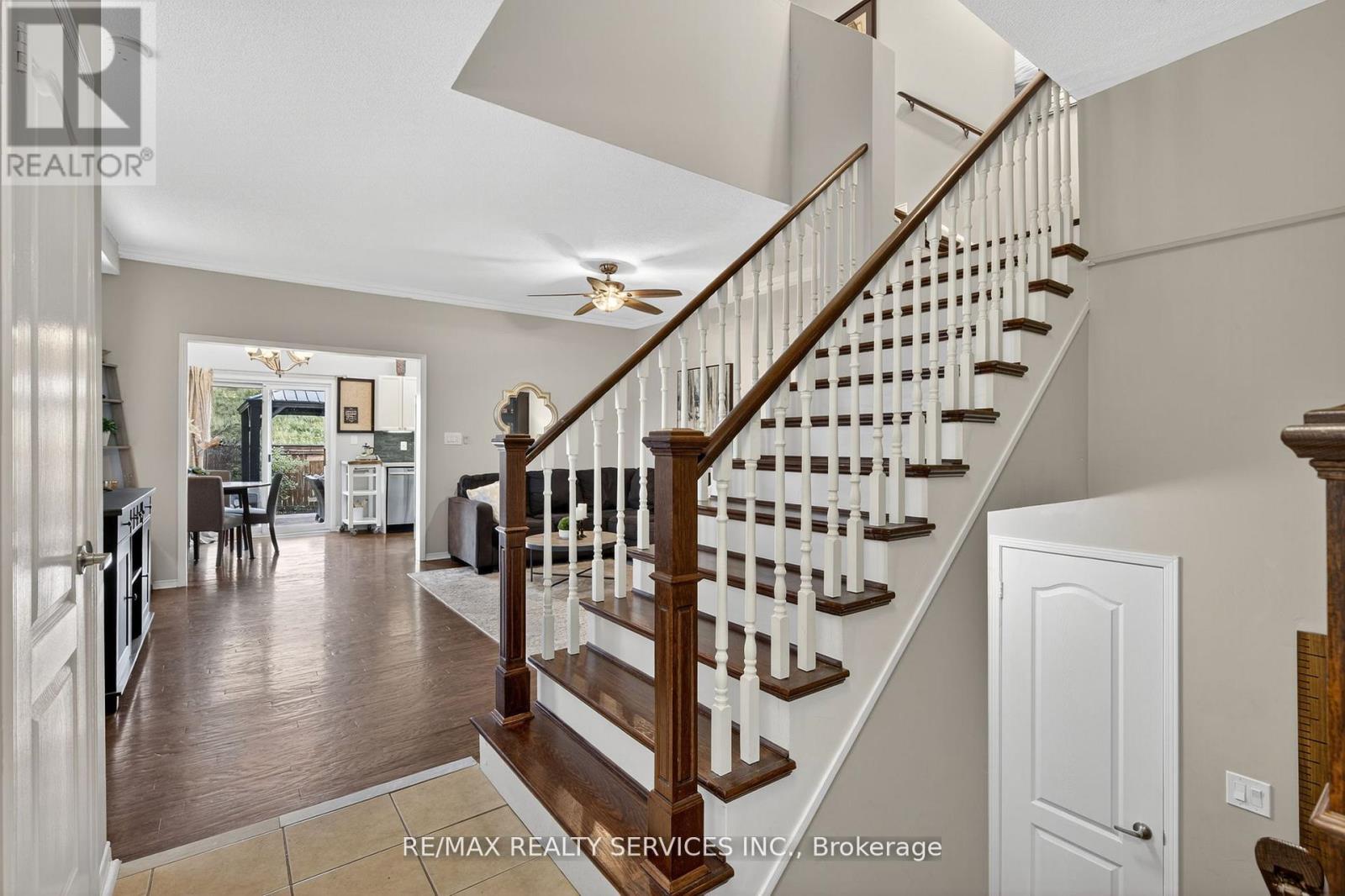 12 Hesketh Court, Caledon, Ontario  L7C 1C6 - Photo 7 - W12596212