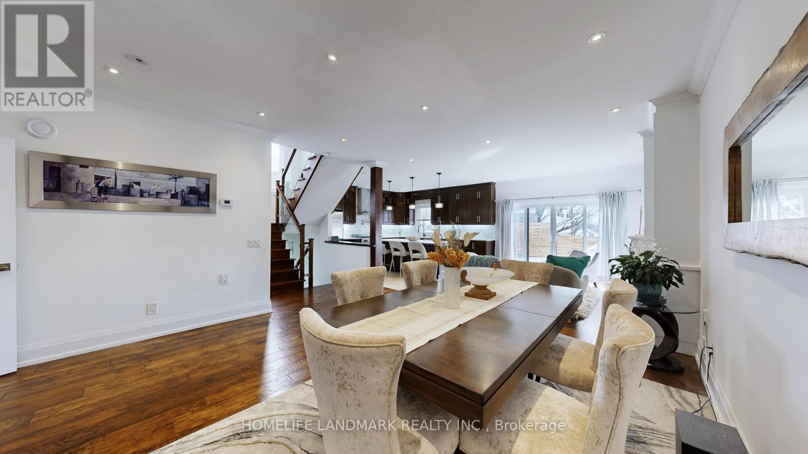 110 Richardson Avenue, Toronto, Ontario  M6M 3S1 - Photo 10 - W12596214