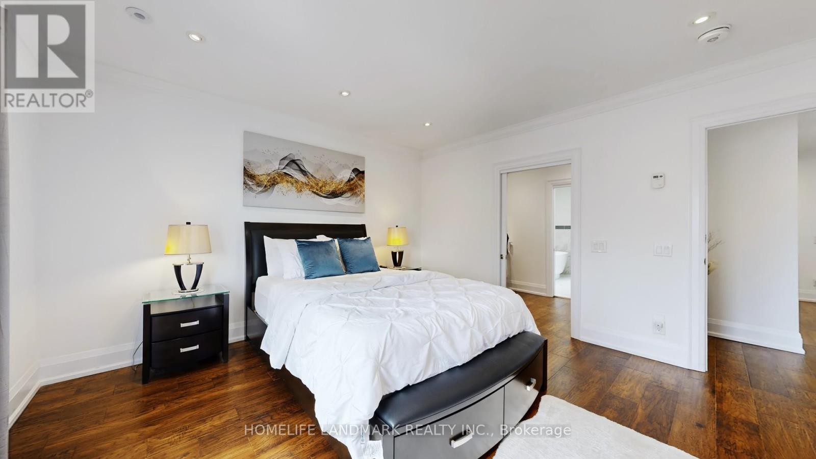 110 Richardson Avenue, Toronto, Ontario  M6M 3S1 - Photo 26 - W12596214