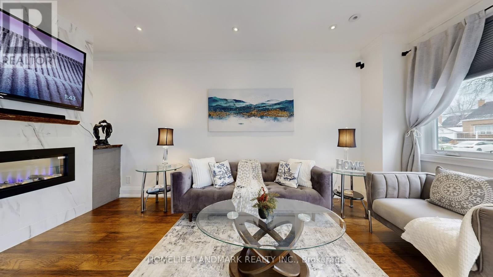 110 Richardson Avenue, Toronto, Ontario  M6M 3S1 - Photo 4 - W12596214