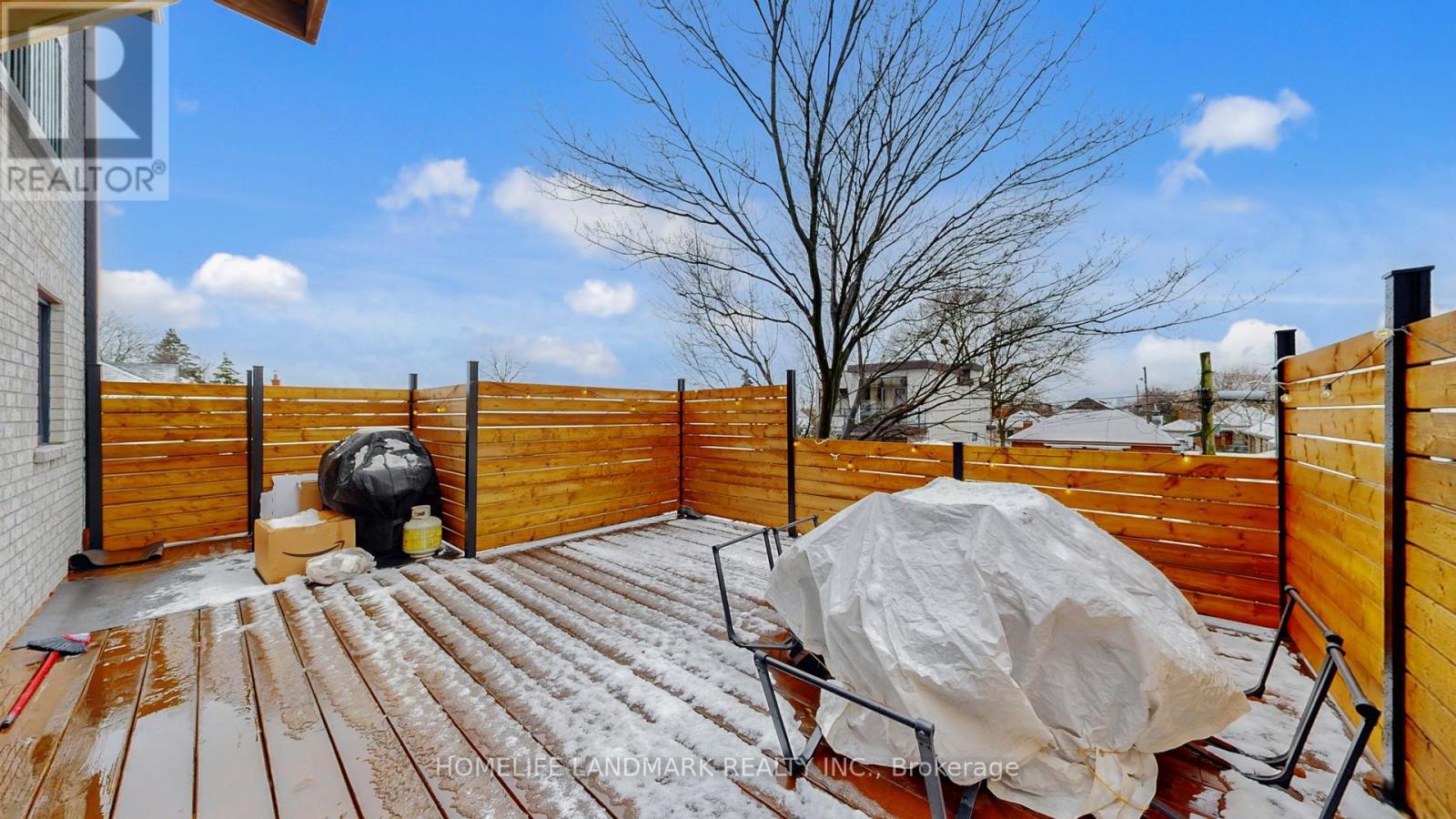 110 Richardson Avenue, Toronto, Ontario  M6M 3S1 - Photo 40 - W12596214