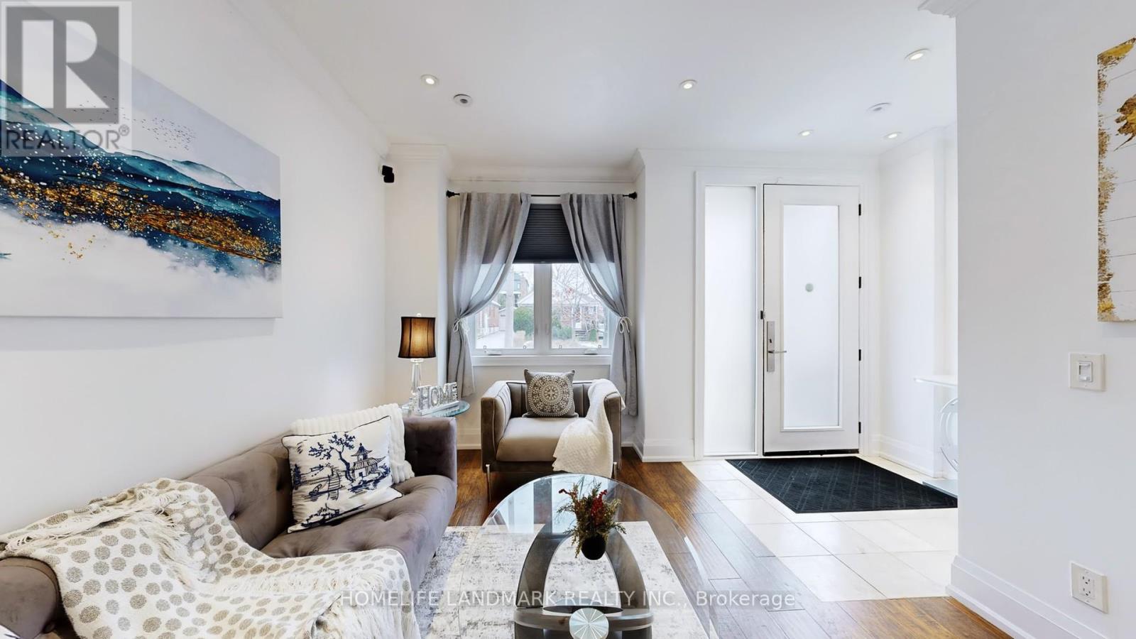 110 Richardson Avenue, Toronto, Ontario  M6M 3S1 - Photo 5 - W12596214