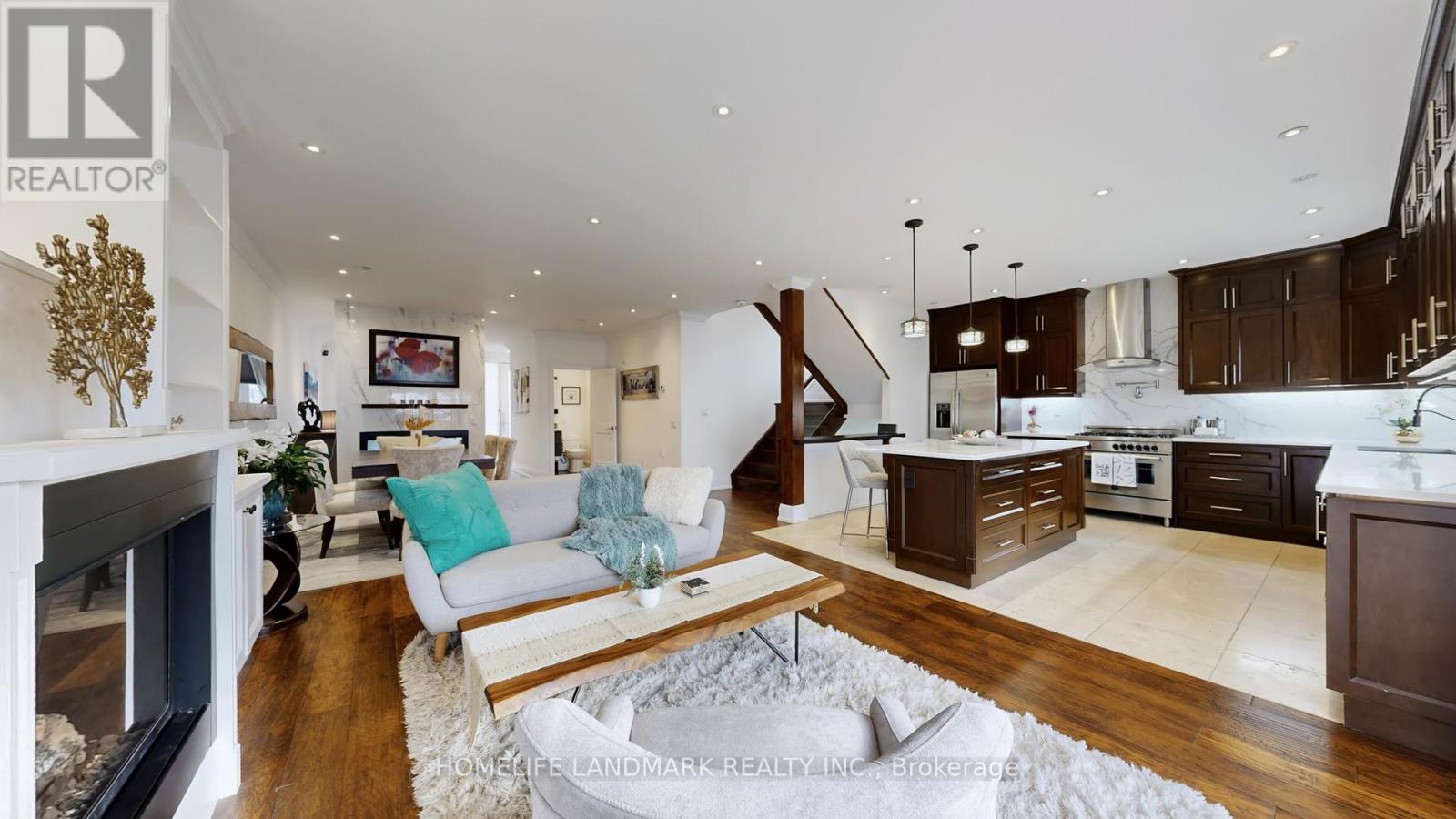 110 Richardson Avenue, Toronto, Ontario  M6M 3S1 - Photo 7 - W12596214