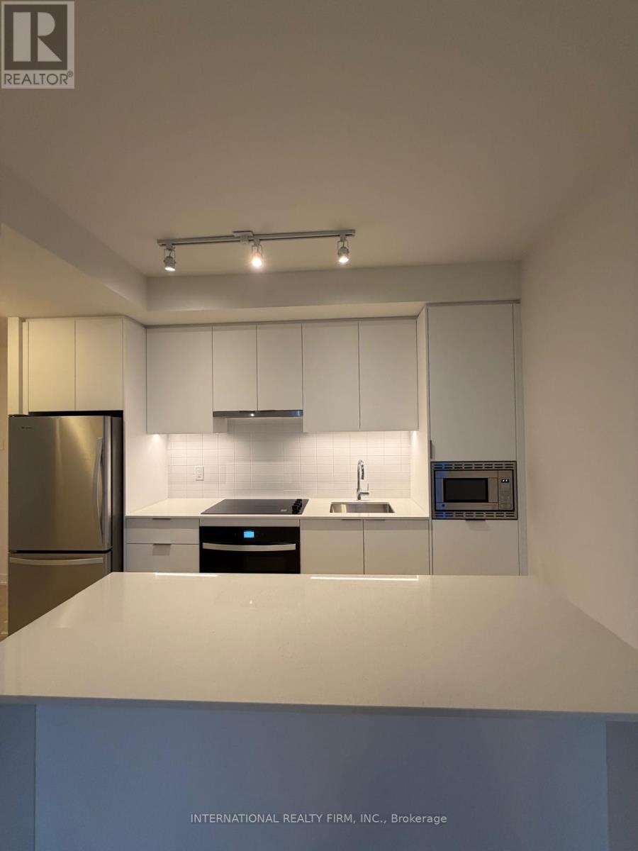 1303 - 3071 TRAFALGAR ROAD, Oakville, Ontario