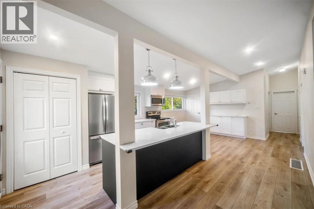 418 Norrie Crescent, Burlington, Ontario  L7L 3S5 - Photo 11 - 40790022