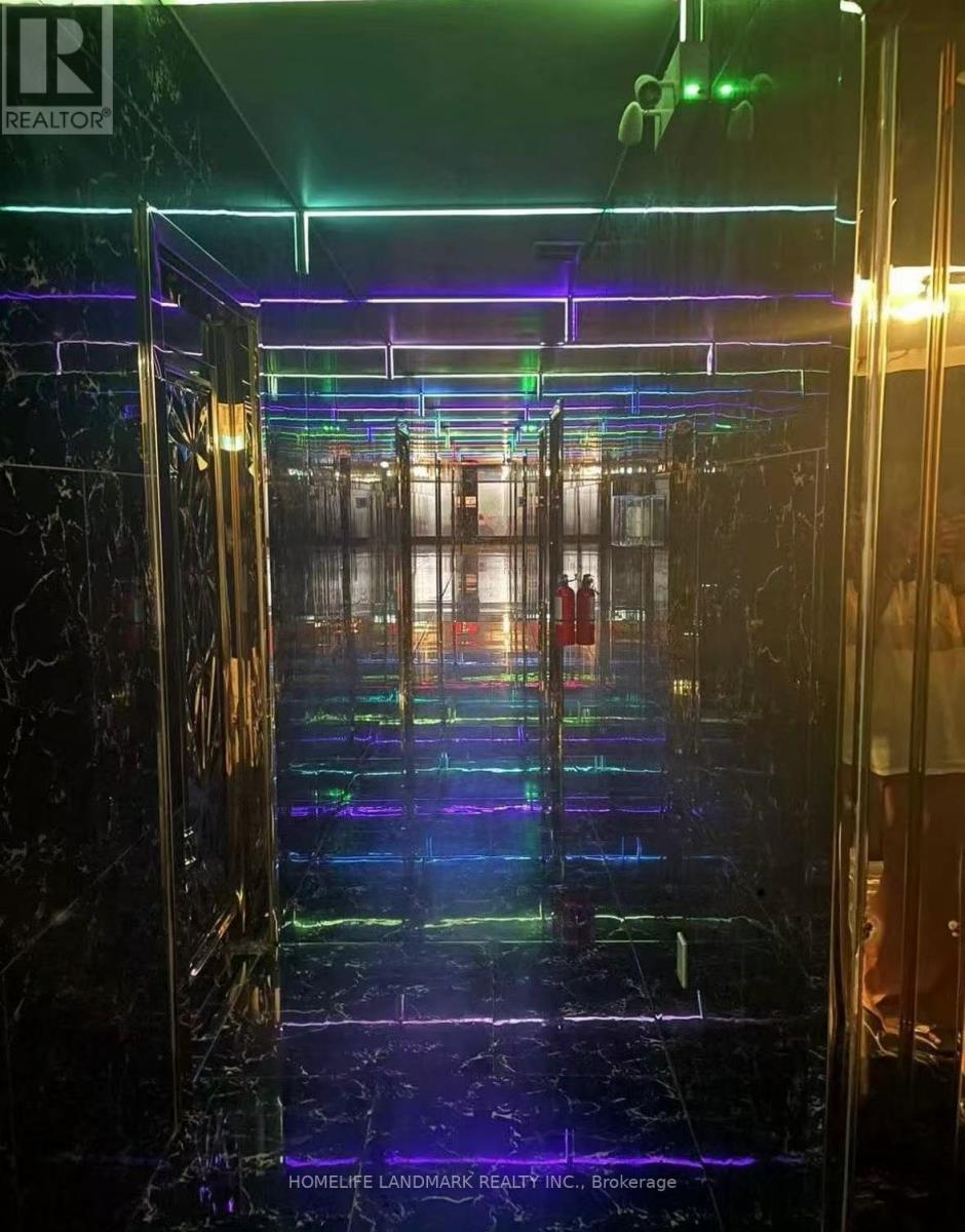 689 Oxford St W, London North, Ontario  N6H 1V1 - Photo 3 - X12596216