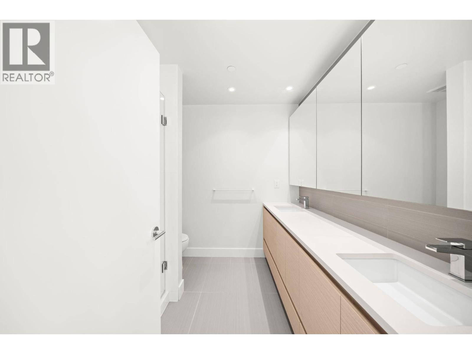 320 3538 Sawmill Crescent, Vancouver, British Columbia  V5S 0J8 - Photo 12 - R3071440